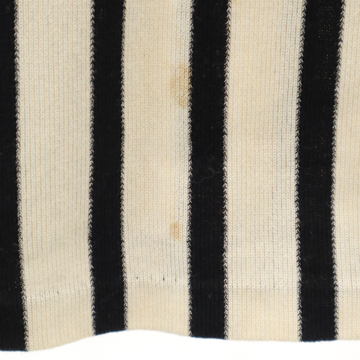 i.s. ISSEY MIYAKE アイエス イッセイミヤケ 90s 日本製 オールド ストライプ柄 ノースリーブ ニット 9 アイボリー レディース