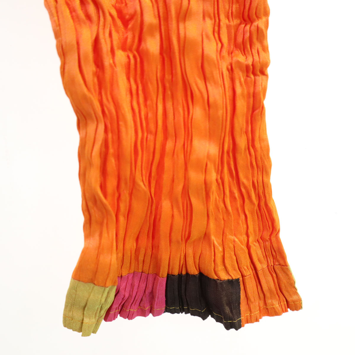 ISSEY MIYAKE イッセイミヤケ 長袖 スクエアネック プリーツ カットソー オレンジ トップス レディース