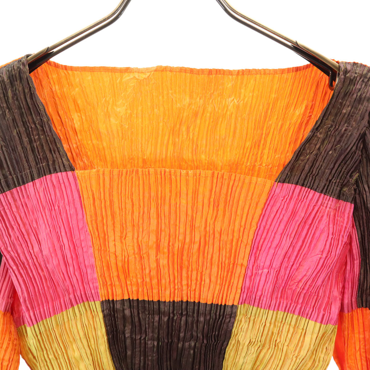 ISSEY MIYAKE イッセイミヤケ 長袖 スクエアネック プリーツ カットソー オレンジ トップス レディース