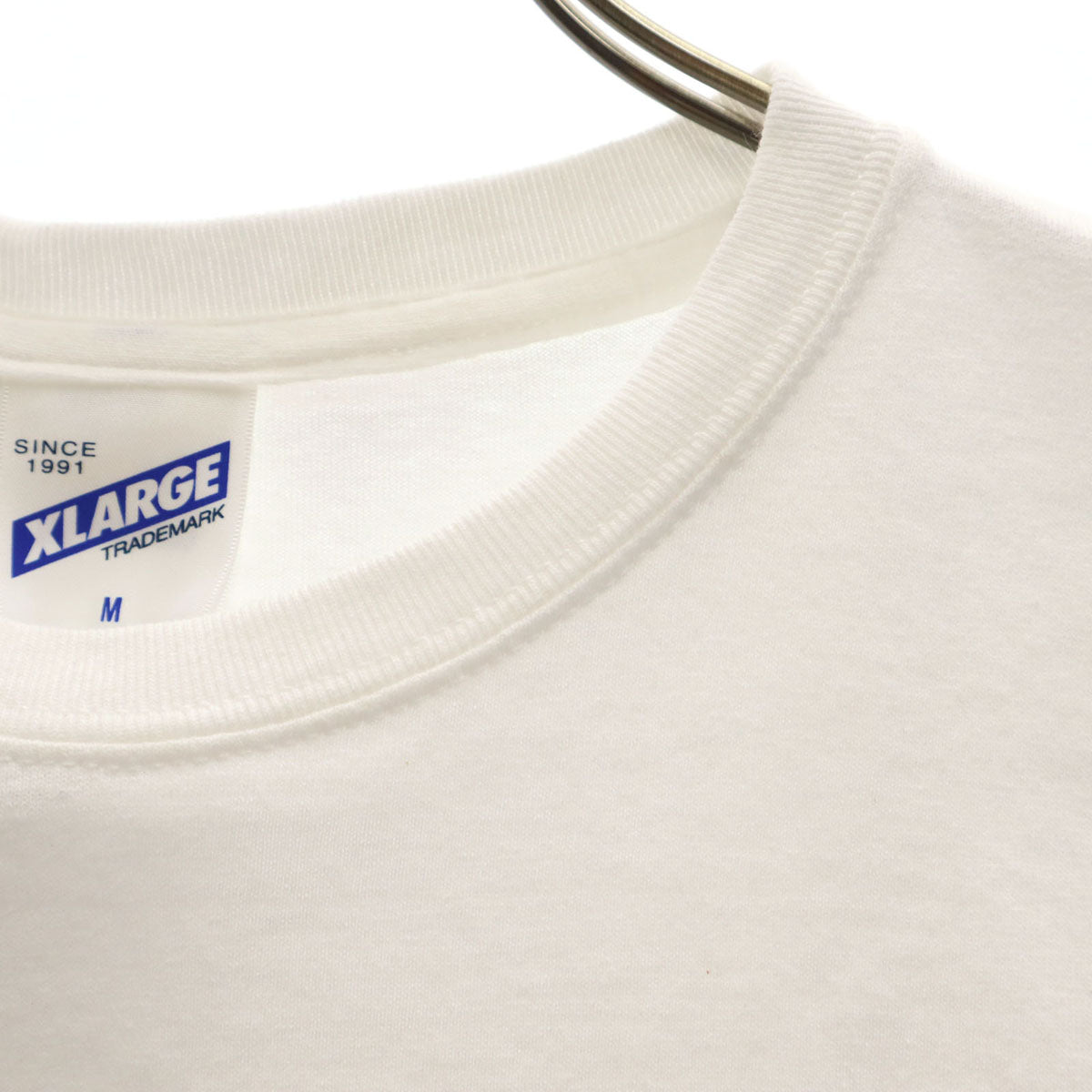 XLARGE エクストララージ 半袖 MERRY CHRISTMAS Tシャツ M ホワイト パッケージ缶付き メンズ