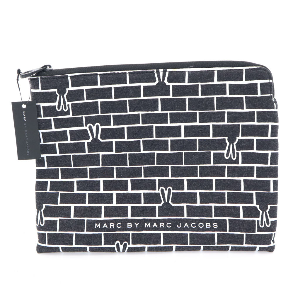 MARC BY MARC JACOBS マークバイマークジェイコブス 未使用 総柄 タブレットケース ブラック系 タグ付き レディース