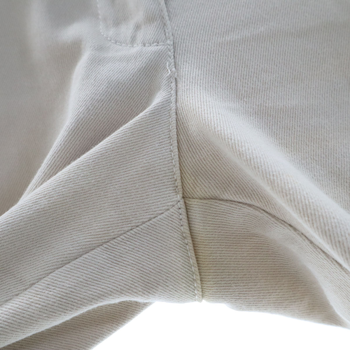 ARMANI JEANS アルマーニジーンズ イタリア製 パンツ W26 ベージュ バックリボン レディース