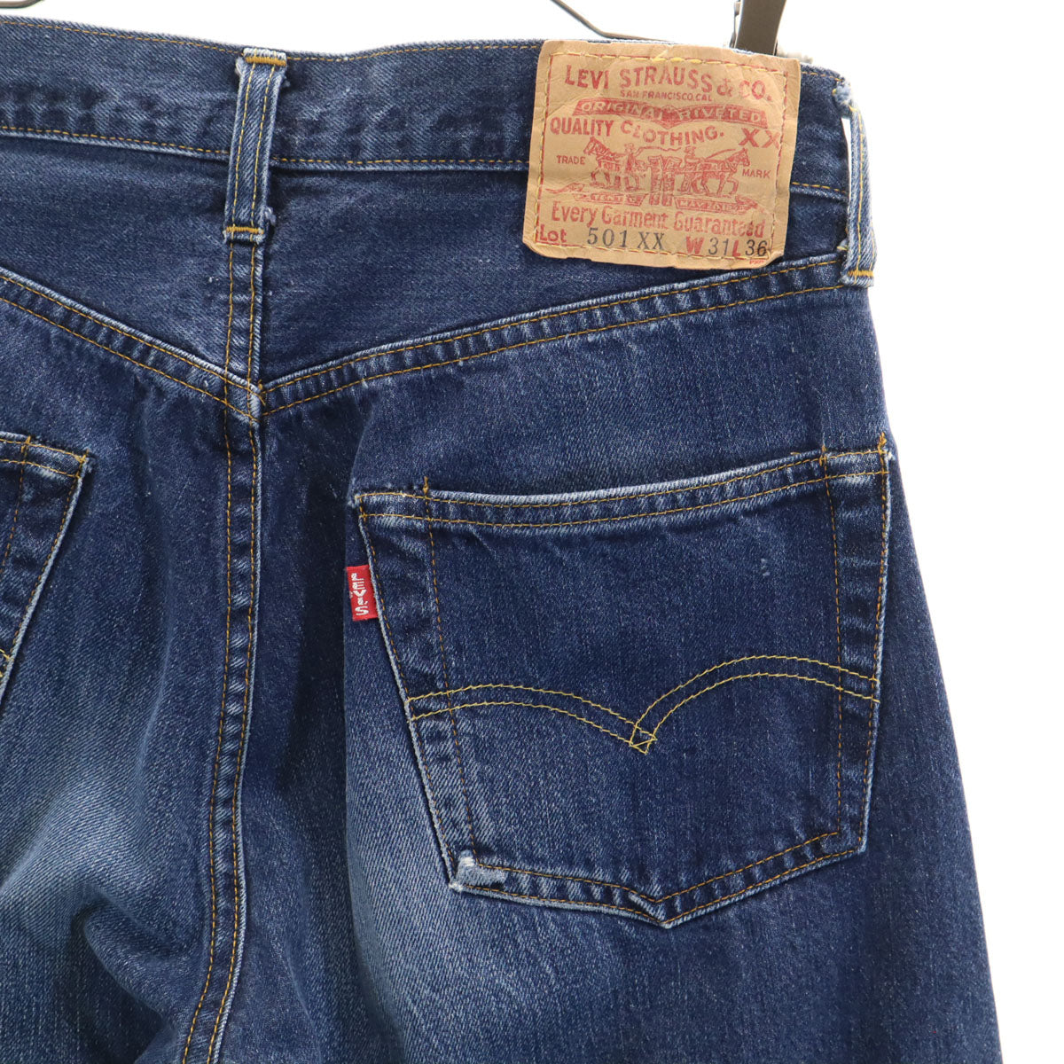 Levi's リーバイス 90s 501XX ビッグE 赤耳 バレンシア工場 オールド デニムパンツ W31 インディゴブルー ジーンズ Vステッチ 隠しリベット メンズ