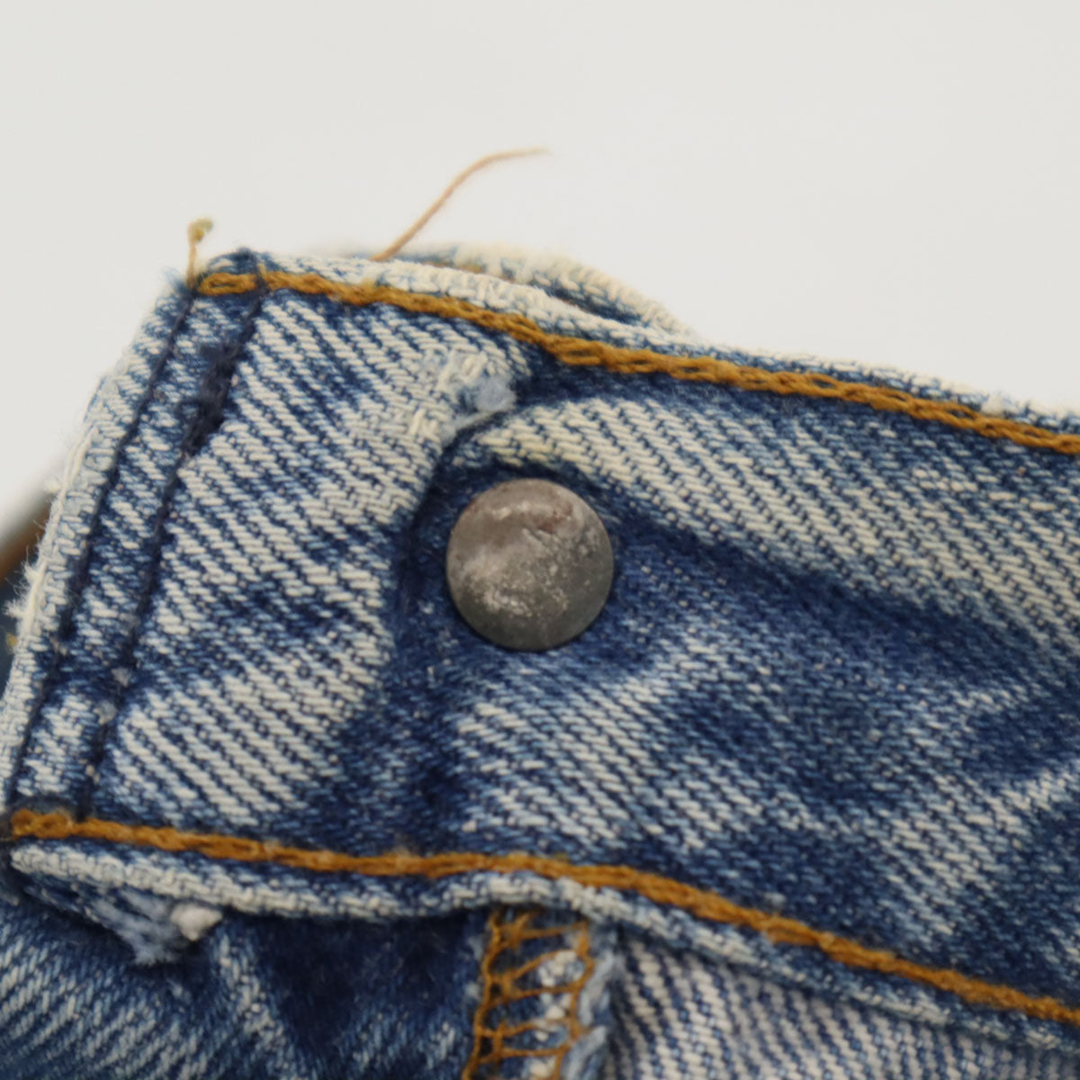 ISSEY MIYAKE イッセイミヤケ プリーツ加工 テーパードパンツ 2 ネイビー バルーン レディース