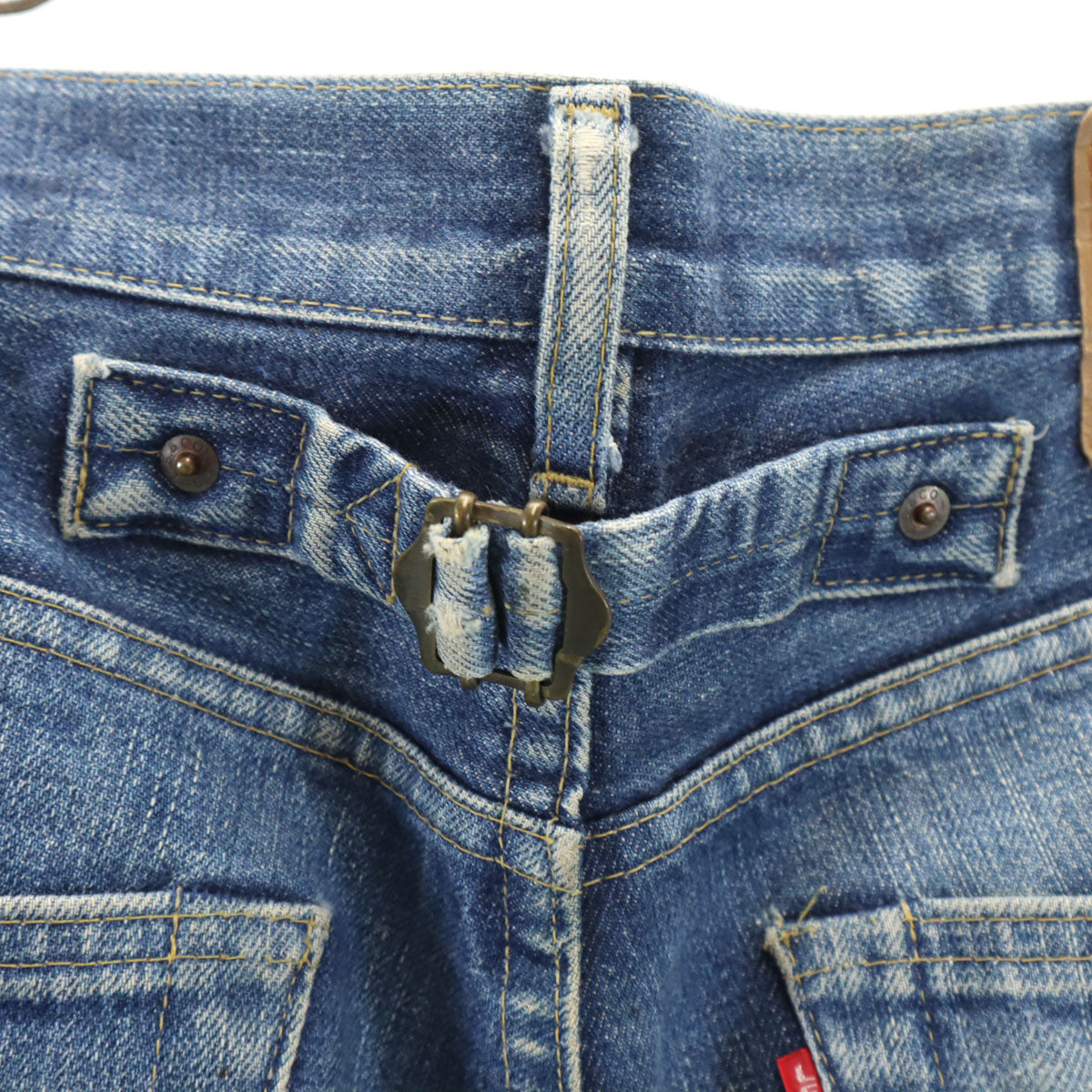 Levi's リーバイス 90s 701XX 日本製 ビッグE 赤耳 オールド ストレートデニムパンツ W30 ウォッシュブルー ジーンズ 隠しリベット シンチバック レディース