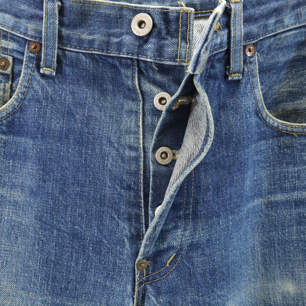 Levi's リーバイス 90s 701XX 日本製 ビッグE 赤耳 オールド ストレートデニムパンツ W30 ウォッシュブルー ジーンズ 隠しリベット シンチバック レディース