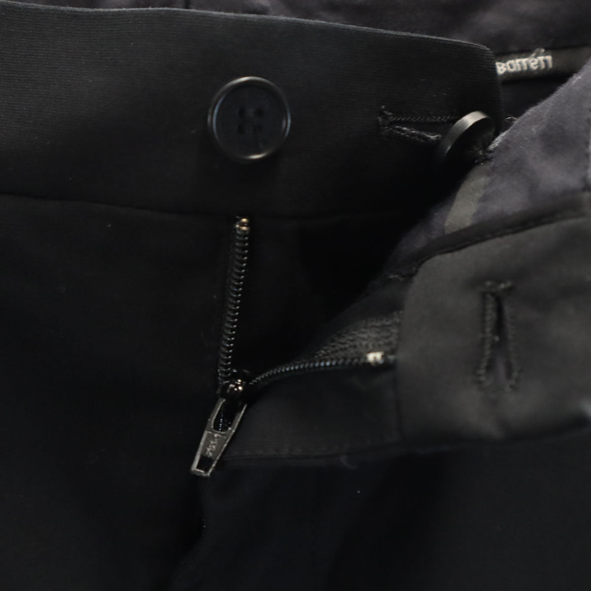 NEIL BARRETT ニールバレット スリムフィット ローライズ ジョガーパンツ ブラック メンズ