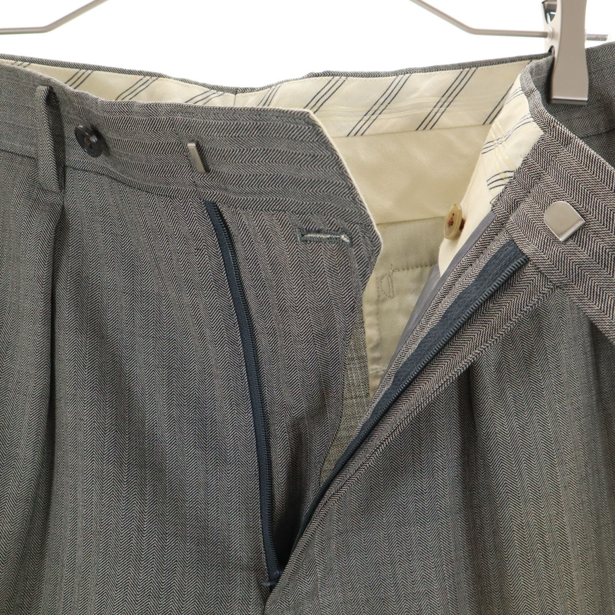 BURBERRY バーバリー 日本製 ウールブレンド スラックスパンツ 88 グレー 三陽商会 メンズ