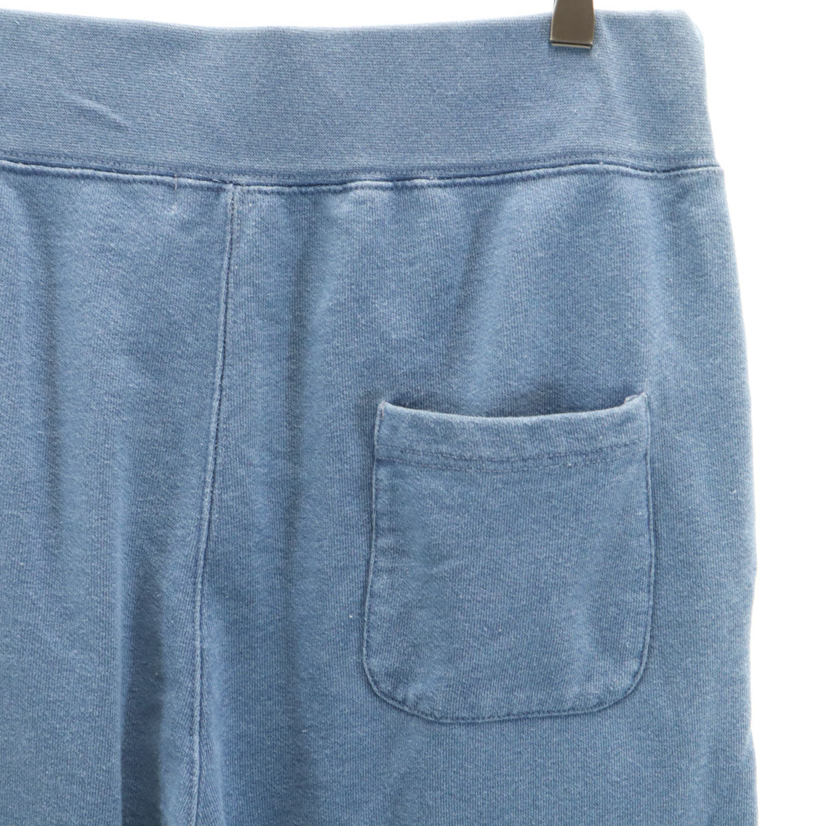 A BATHING APE PIRATE STORE アベイシングエイプ パイレーツストア インディゴ染め スウェットパンツ L 水色 メンズ