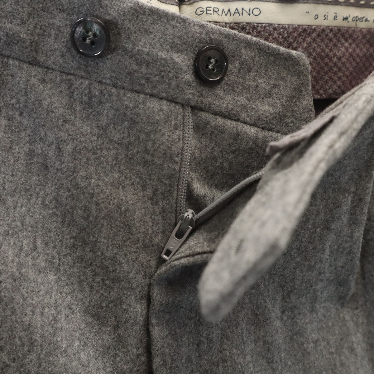 美品 GERMANO ジェルマーノ BEAMS ビームス別注 イタリア製 スラックスパンツ 44 グレー メンズ