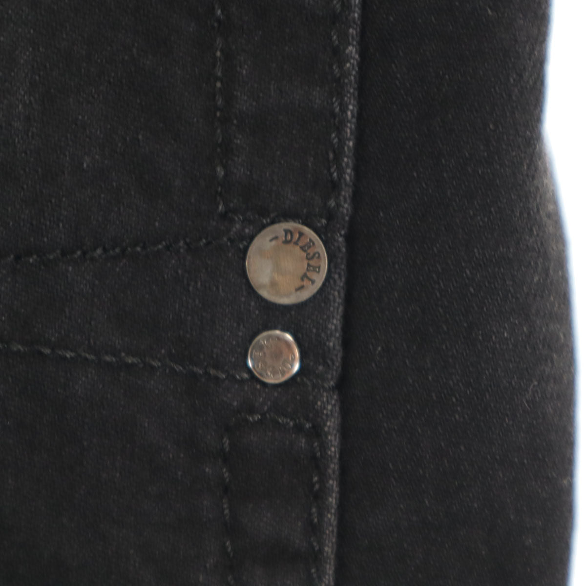 DIESEL ディーゼル BELTHER スリム テーパードパンツ W32 ブラック 0679F メンズ