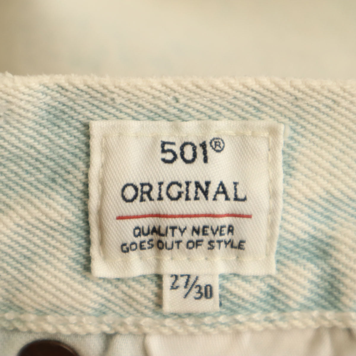 未使用 LEVI'S MADE&CRAFTED リーバイスメイドアンドクラフテッド 501 ブルガリア製 ビッグE ブリーチ加工 ストレートデニムパンツ W27 アイスブルー ジーンズ レディース