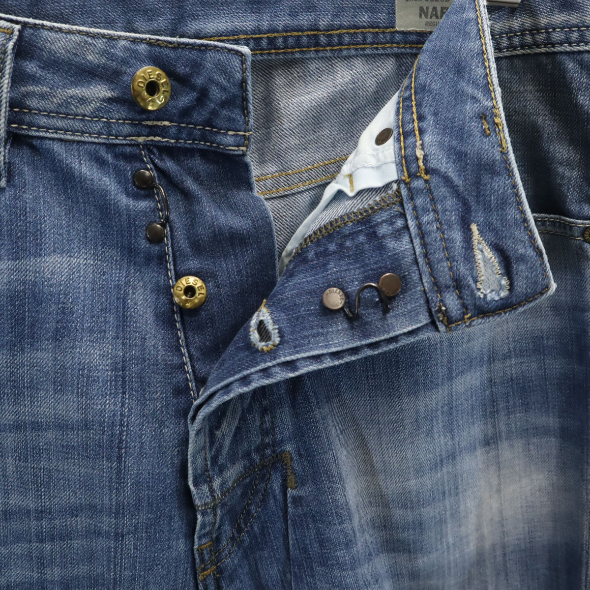 DIESEL ディーゼル デニムパンツ W29 ウォッシュブルー NARROT 0826D ジーンズ メンズ