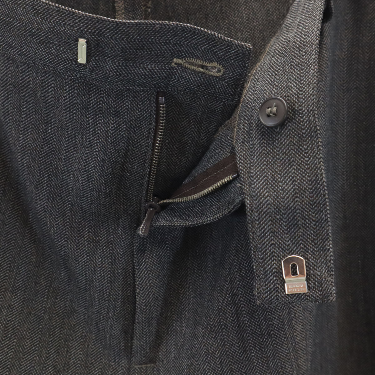 A.P.C. アーペーセー フランス製 スラックスパンツ 38 チャコールグレー レディース