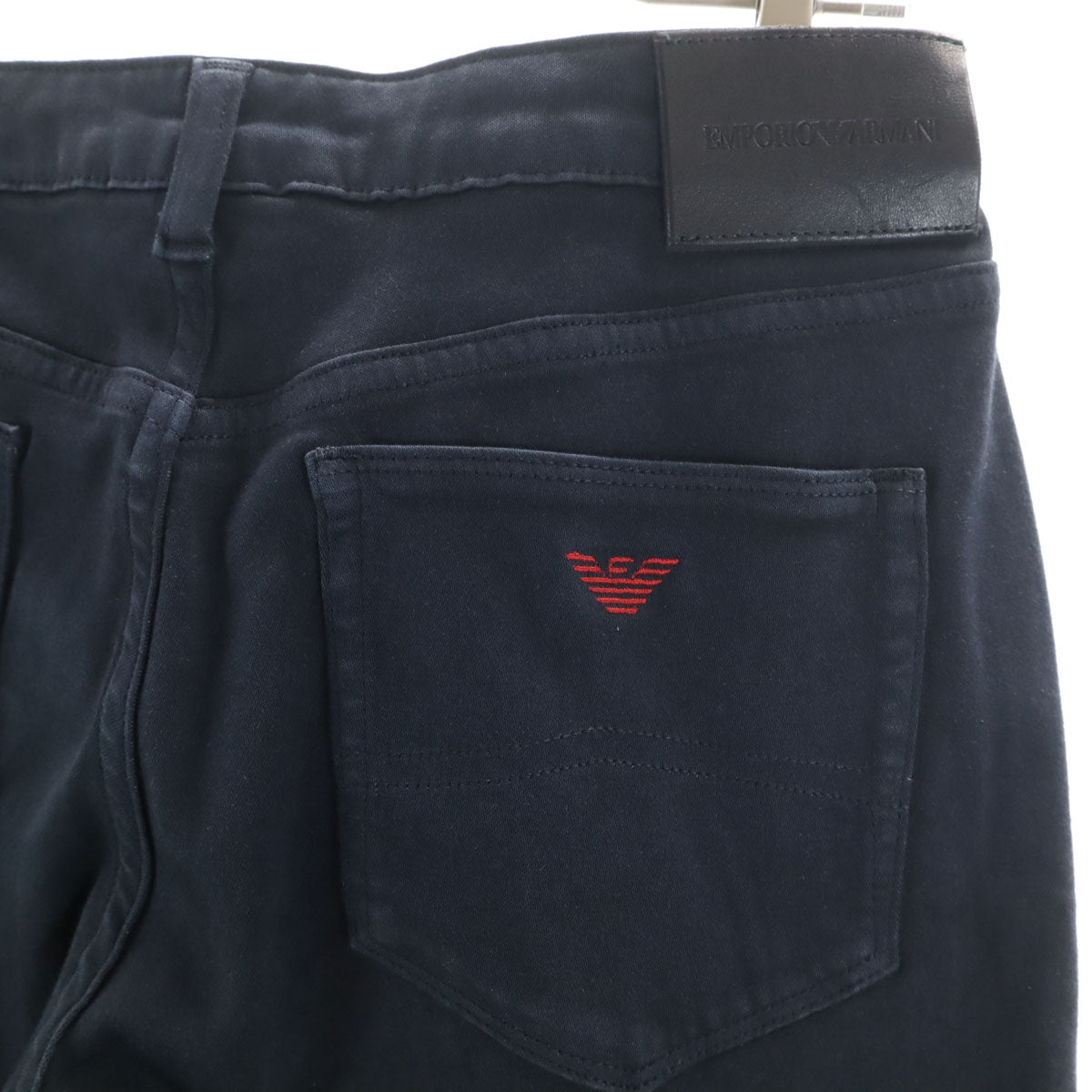 Emporio Armani エンポリオアルマーニ テーパードパンツ W25 ネイビー レディース