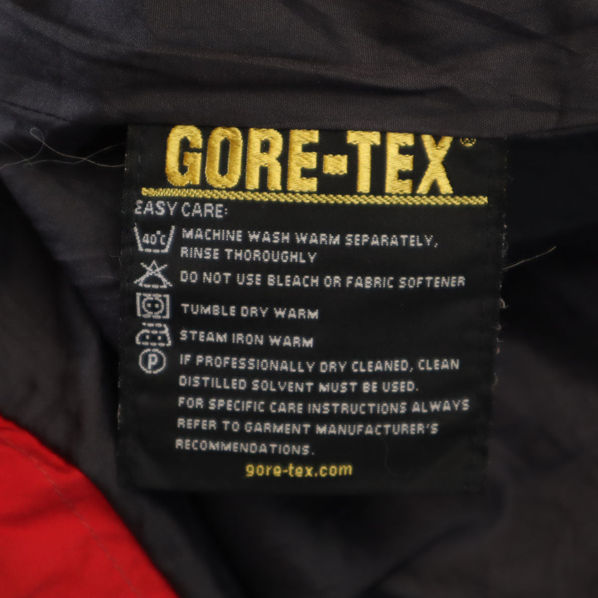 マウンテンイクイップメントコープ カナダ製 ゴアテックス マウンテンパーカー L レッド アウトドア レディース