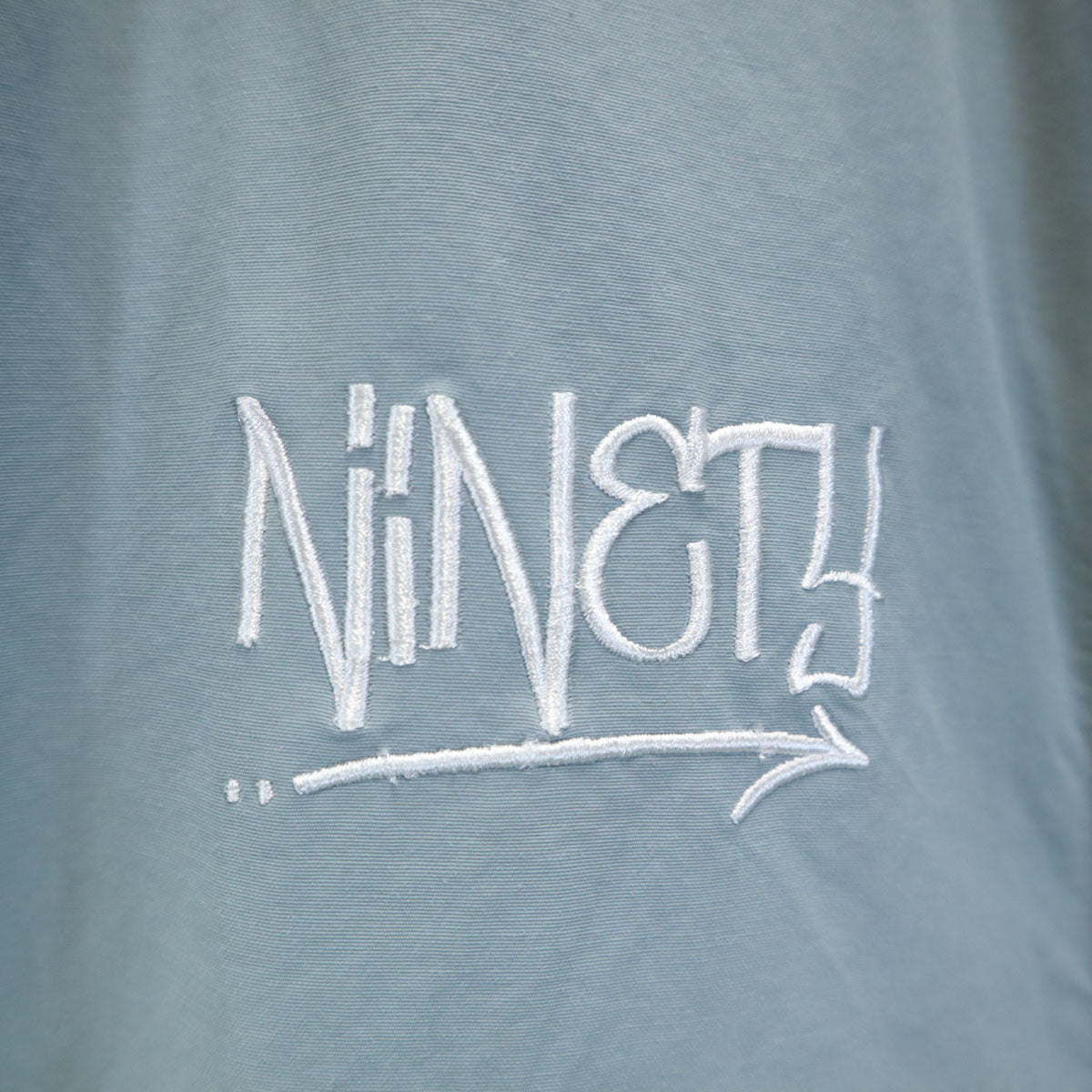 未使用 9090 ナインティナインティ 長袖 モッズコート M くすみブルー メンズ