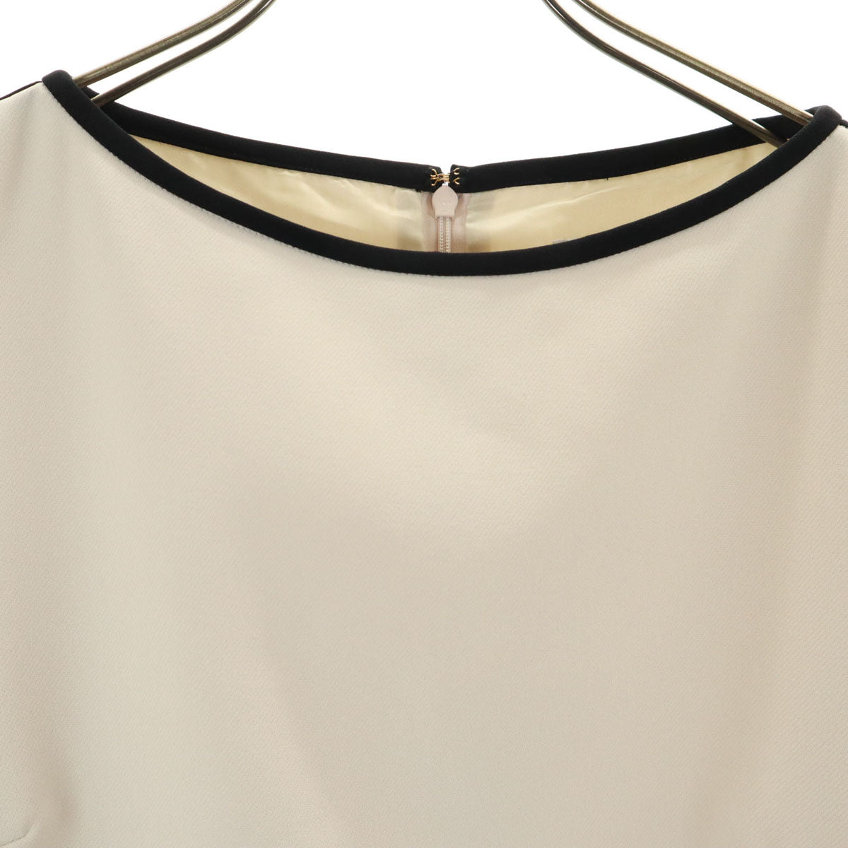 La TOTALITE ラトータリテ 7分袖 パイピング ワンピース 36 ベージュ系 レディース