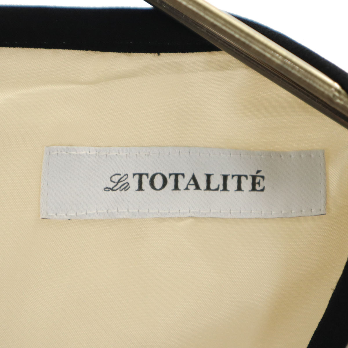 La TOTALITE ラトータリテ 7分袖 パイピング ワンピース 36 ベージュ系 レディース