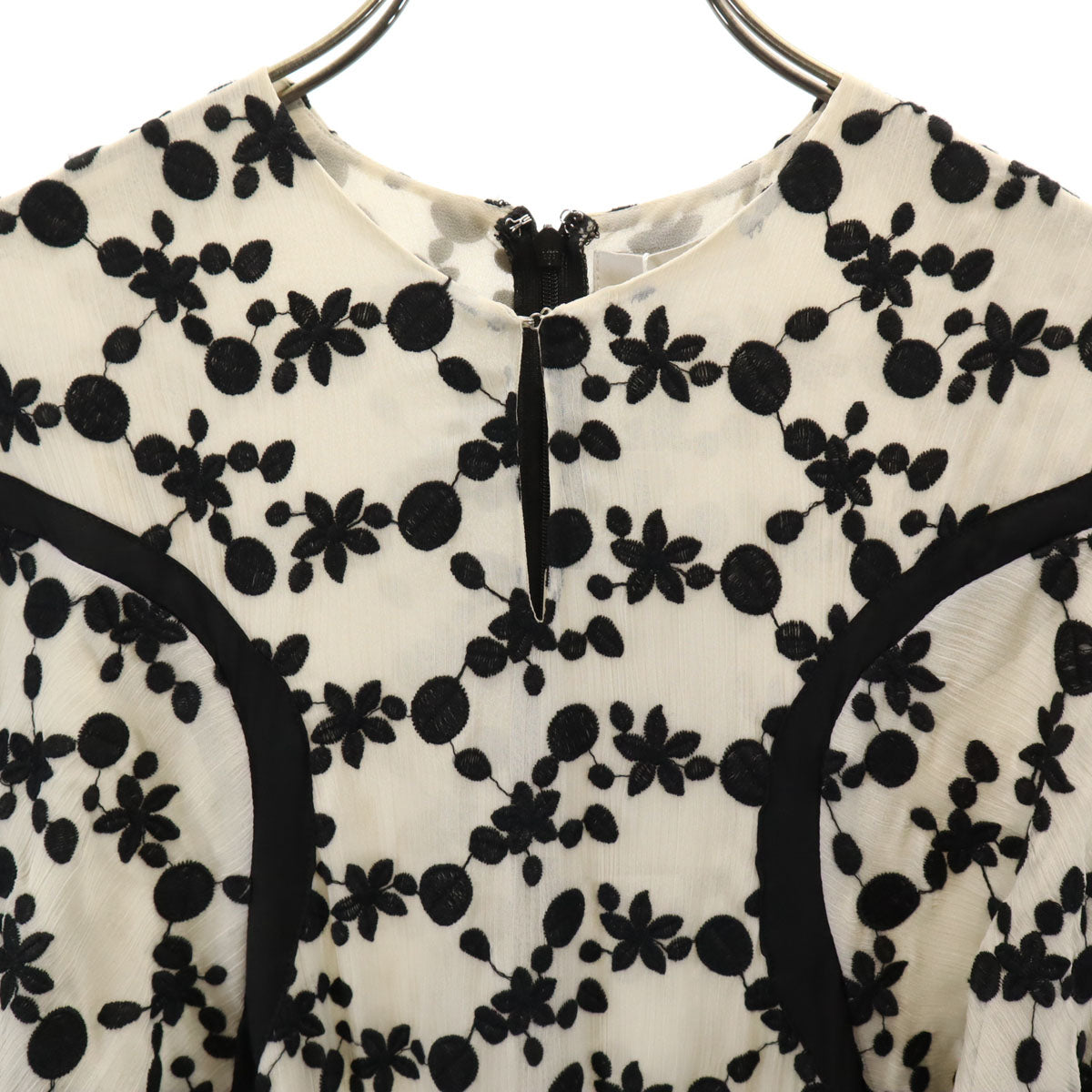 未使用 CLANE クラネ フラワー柄 5分袖 エンブロイダリー ワンピース 1 ブラック レディース