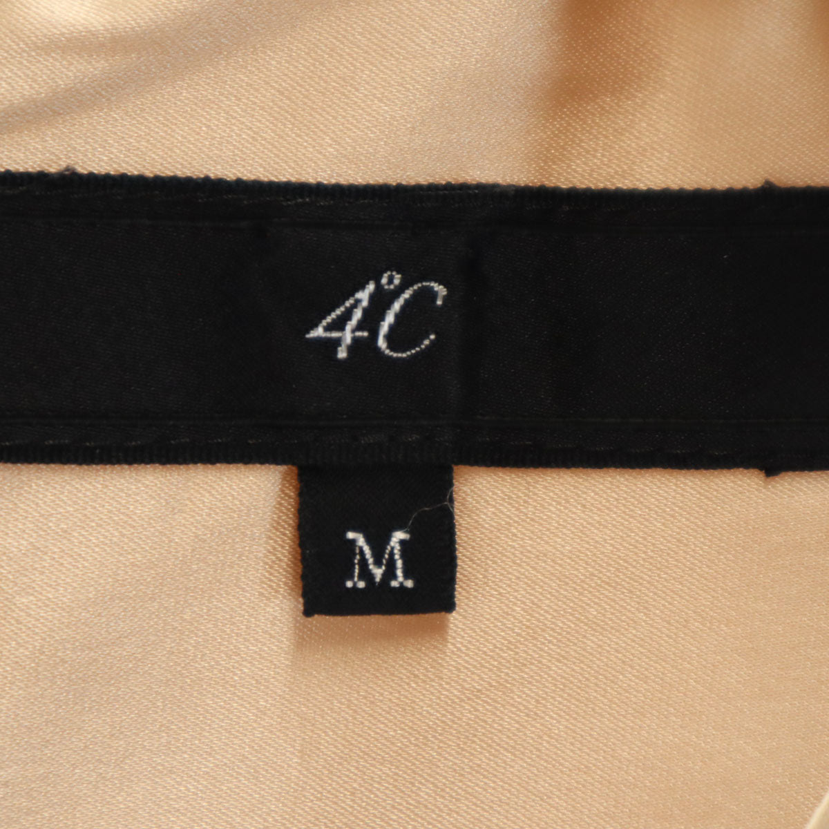 4℃ ヨンドシー 日本製 ノースリーブ ワンピース M ベージュ レディース