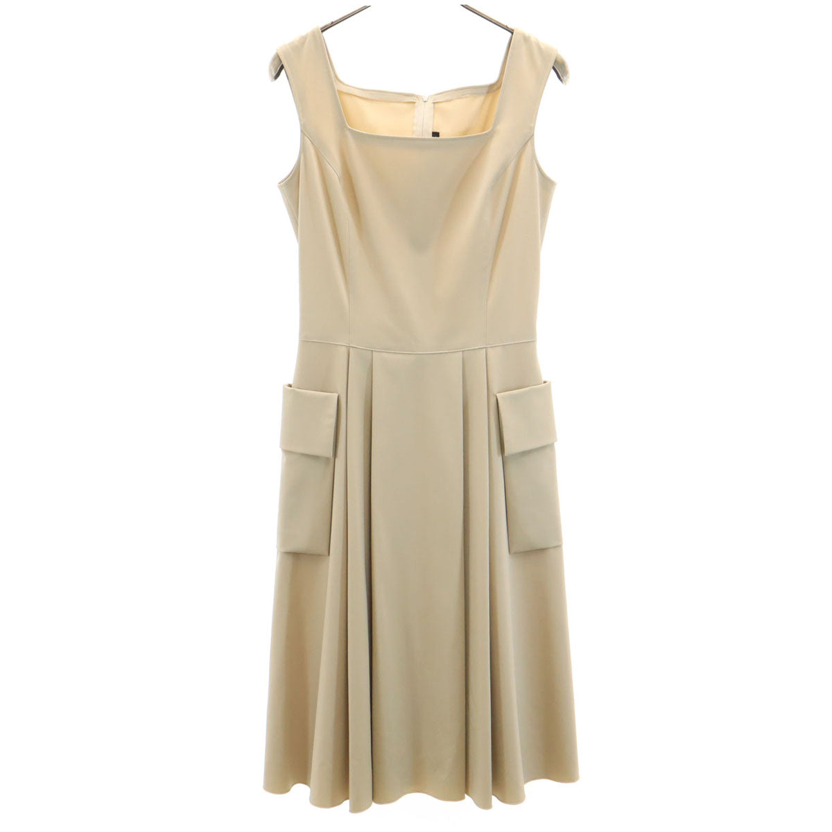 FOXEY サイズ38.ヒルトン大阪店購入 ダークブラウンノースリーブワンピース FOXEY サイズ38.ヒルトン大阪店購入 ダークブラウンノースリーブ