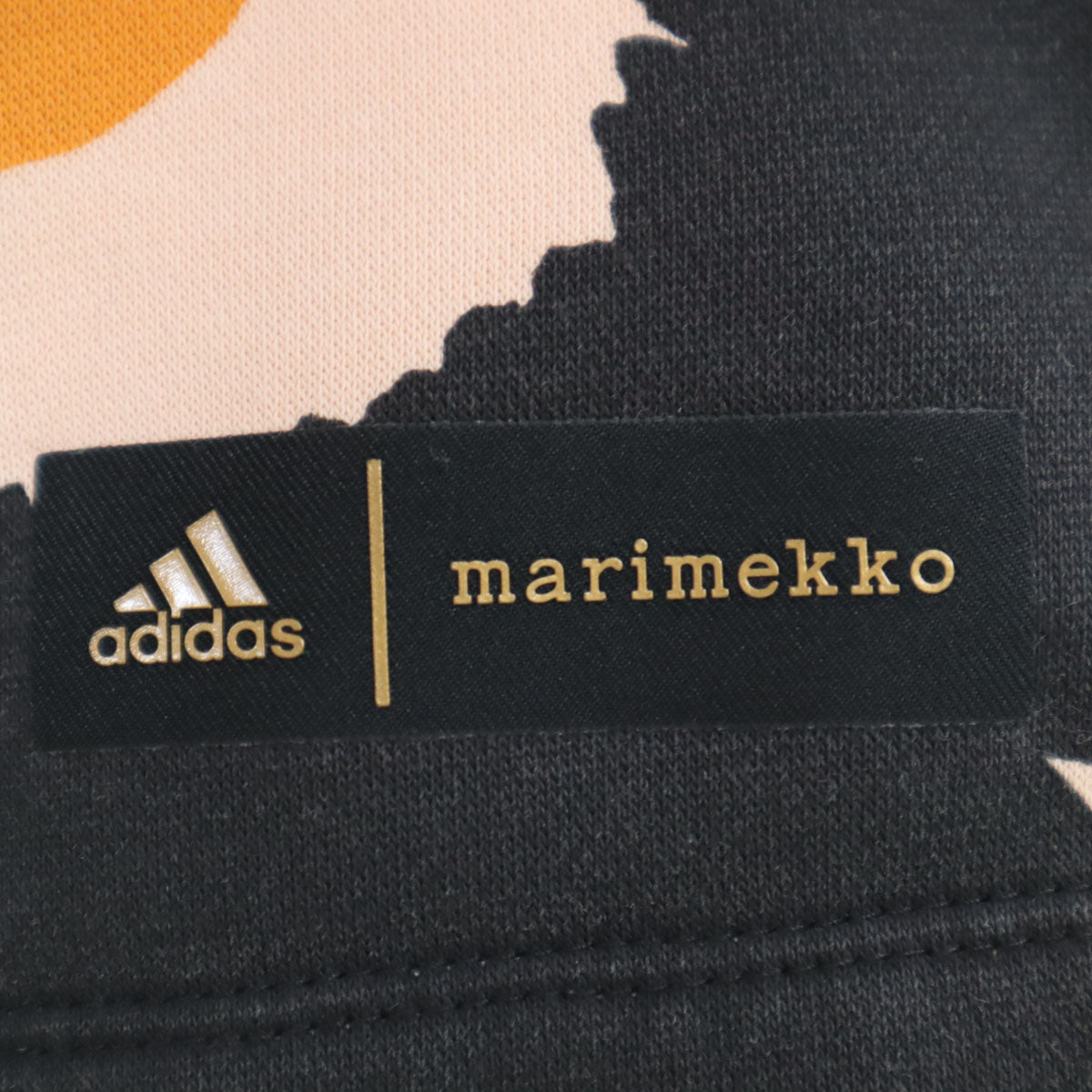 adidas アディダス MARIMEKKO マリメッコ コラボ 総柄 長袖 スウェット ワンピース OT ブラック系 裏起毛 レディース
