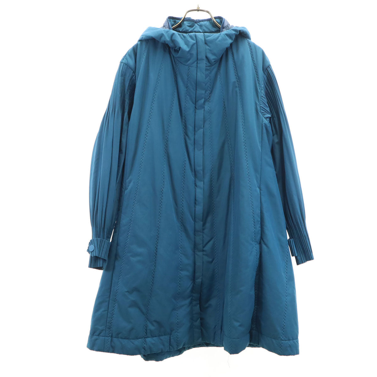 PLEATS PLEASE ISSEY MIYAKE. プリーツプリーズイッセイミヤケ 日本製 中綿コート ブルー系 レディース