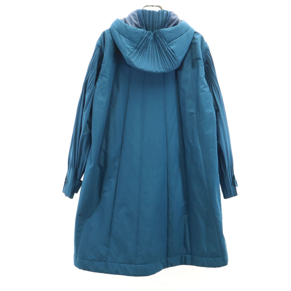 PLEATS PLEASE ISSEY MIYAKE. プリーツプリーズイッセイミヤケ 日本製 中綿コート ブルー系 レディース