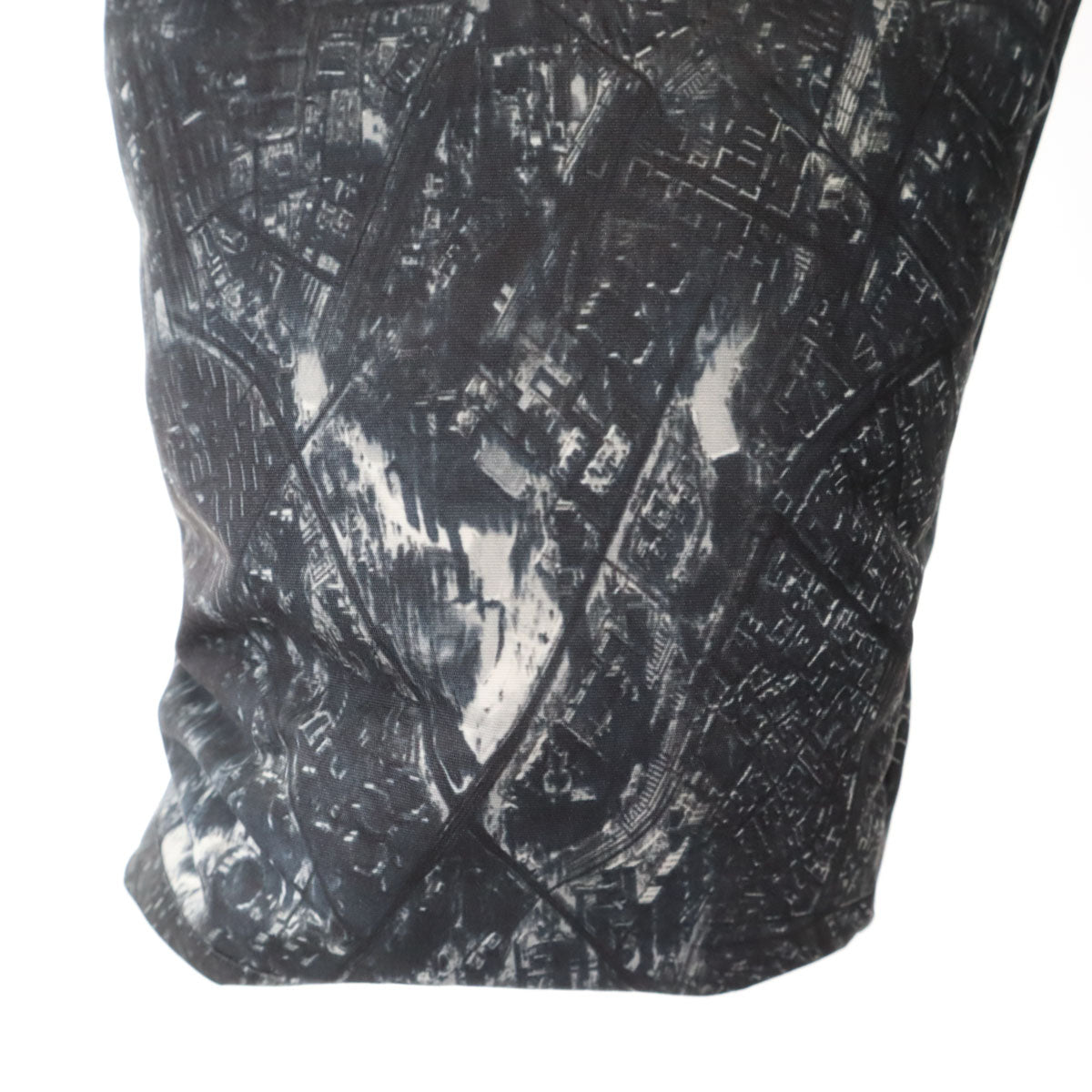 美品 PUMA プーマ OUTLAW MOSCOW アウトローモスクワ コラボ 総柄 ダウンコート S チャコールグレー メンズ