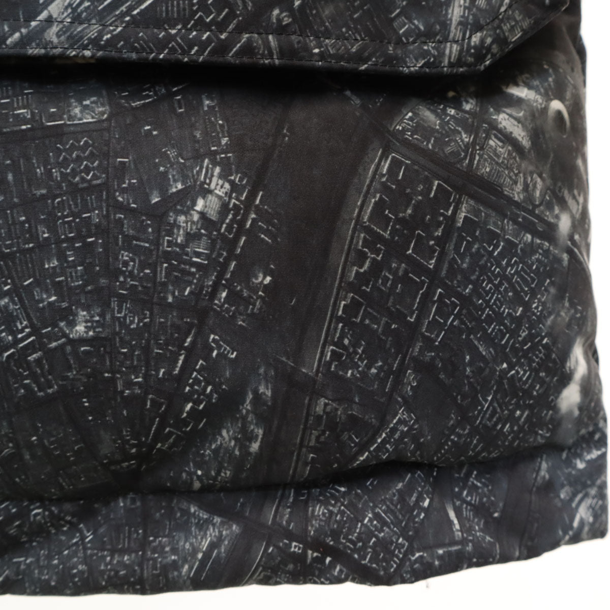 美品 PUMA プーマ OUTLAW MOSCOW アウトローモスクワ コラボ 総柄 ダウンコート S チャコールグレー メンズ