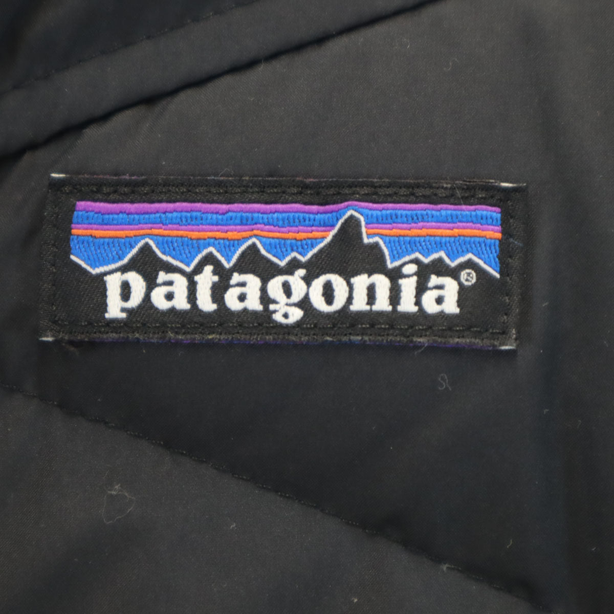 美品 patagonia パタゴニア ダウンコート L ブラック アウトドア 28441FA19 レディース
