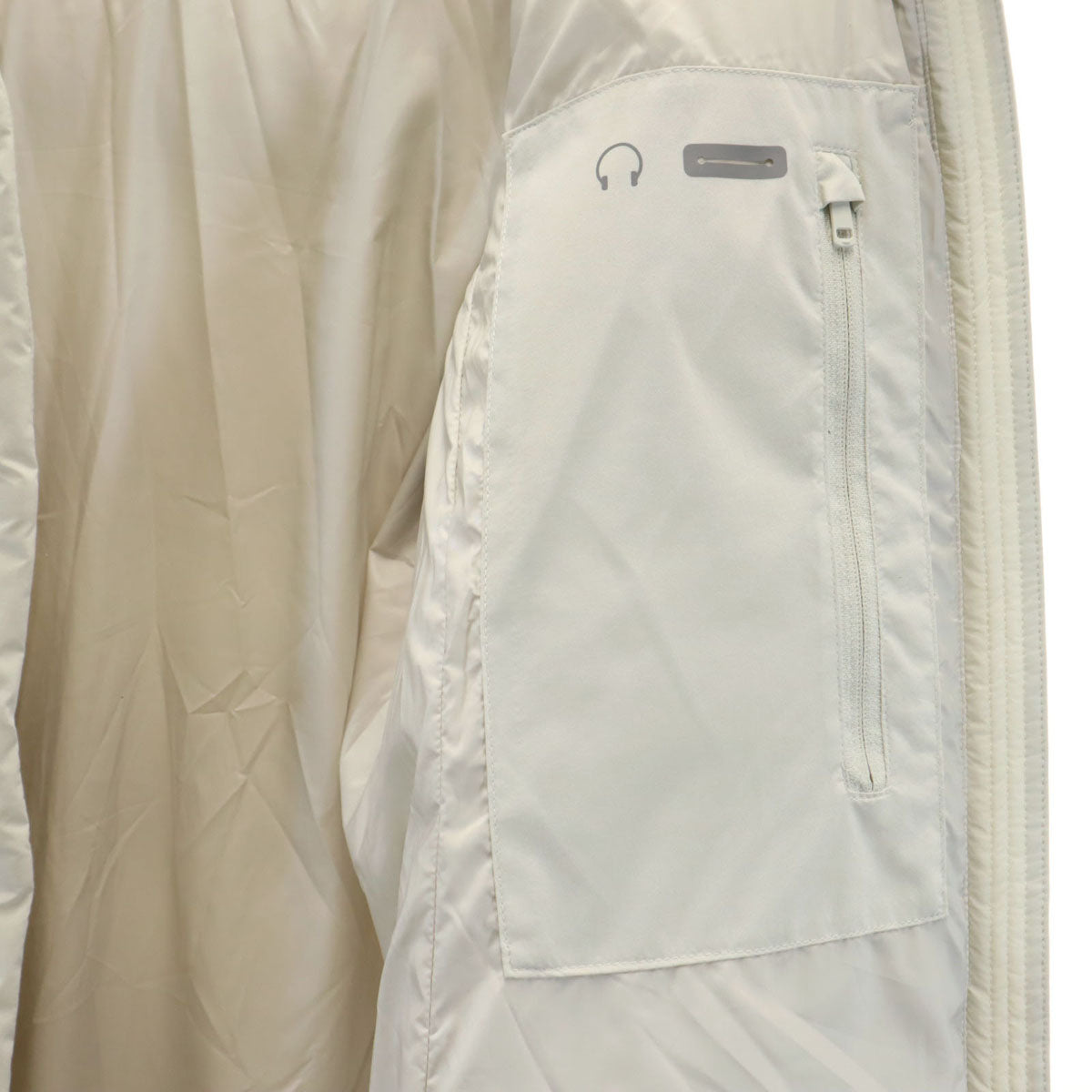 UNIQLO ユニクロ シームレス ショート ダウンコート S グレージュ系 レディース