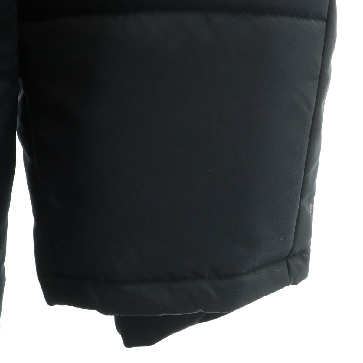 美品 UNDER ARMOUR アンダーアーマー ベンチコート S ブラック 中綿 メンズ