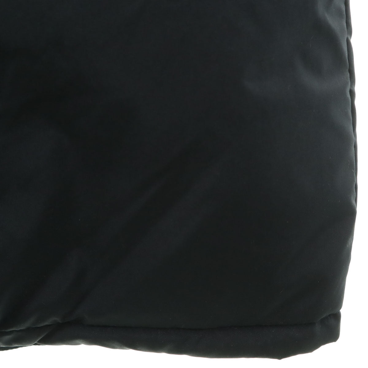 美品 UNDER ARMOUR アンダーアーマー ベンチコート S ブラック 中綿 メンズ