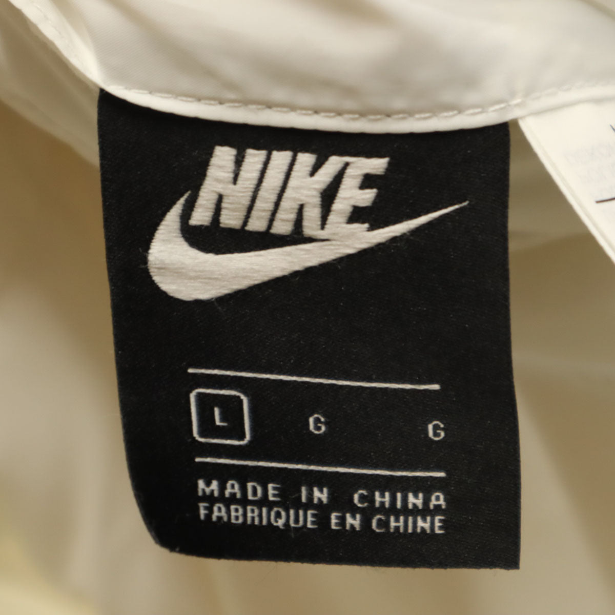 NIKE ナイキ リバーシブル 中綿コート L ホワイト レディース