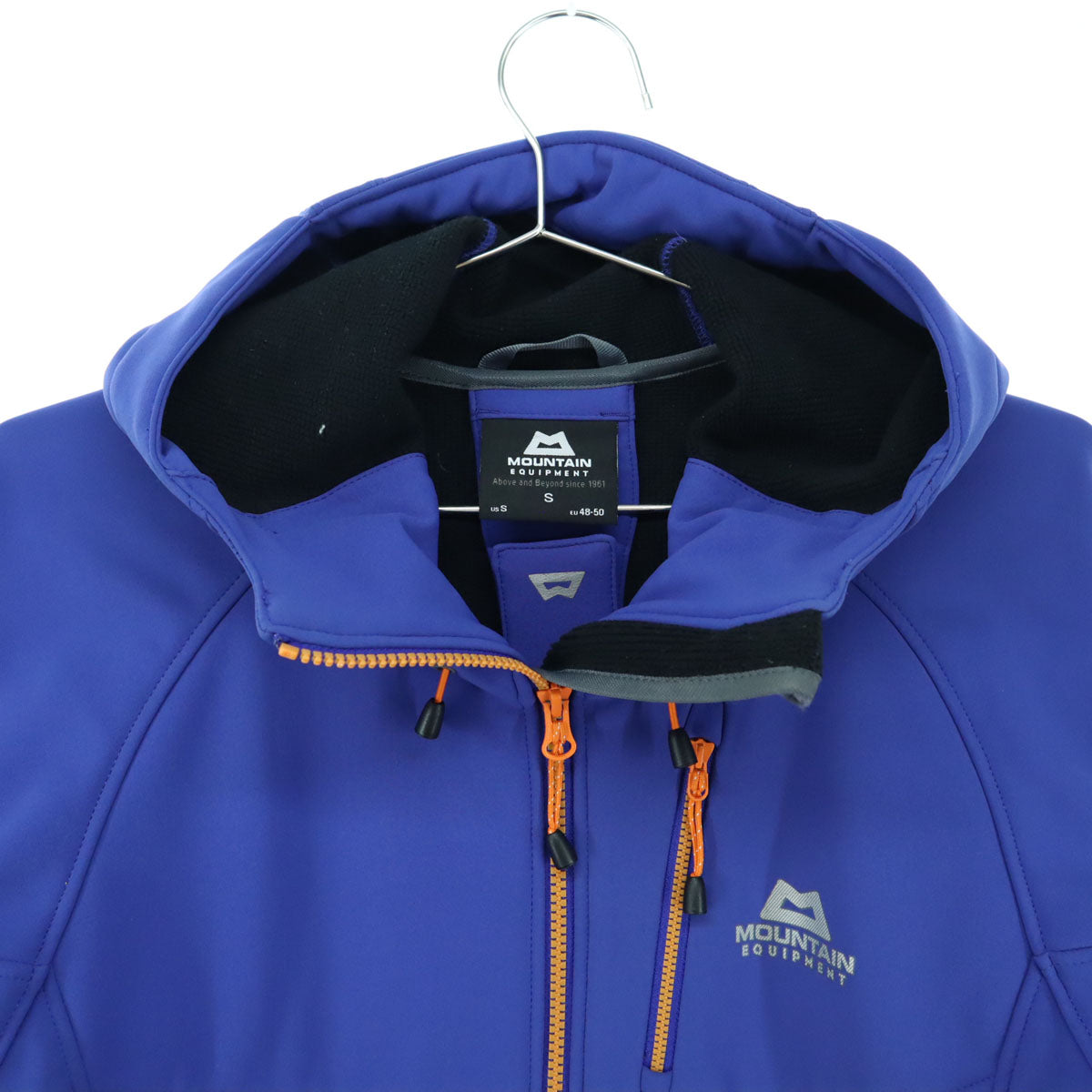 美品 MOUNTAIN EQUIPMENT マウンテンイクイップメント ロゴプリント 長袖 ナイロンジャケット S ブルー メンズ