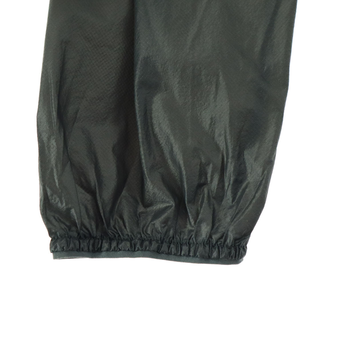 美品 mont-bell モンベル ワンポイントロゴ 長袖 ウインドブレーカー L ブラック アウトドア メンズ