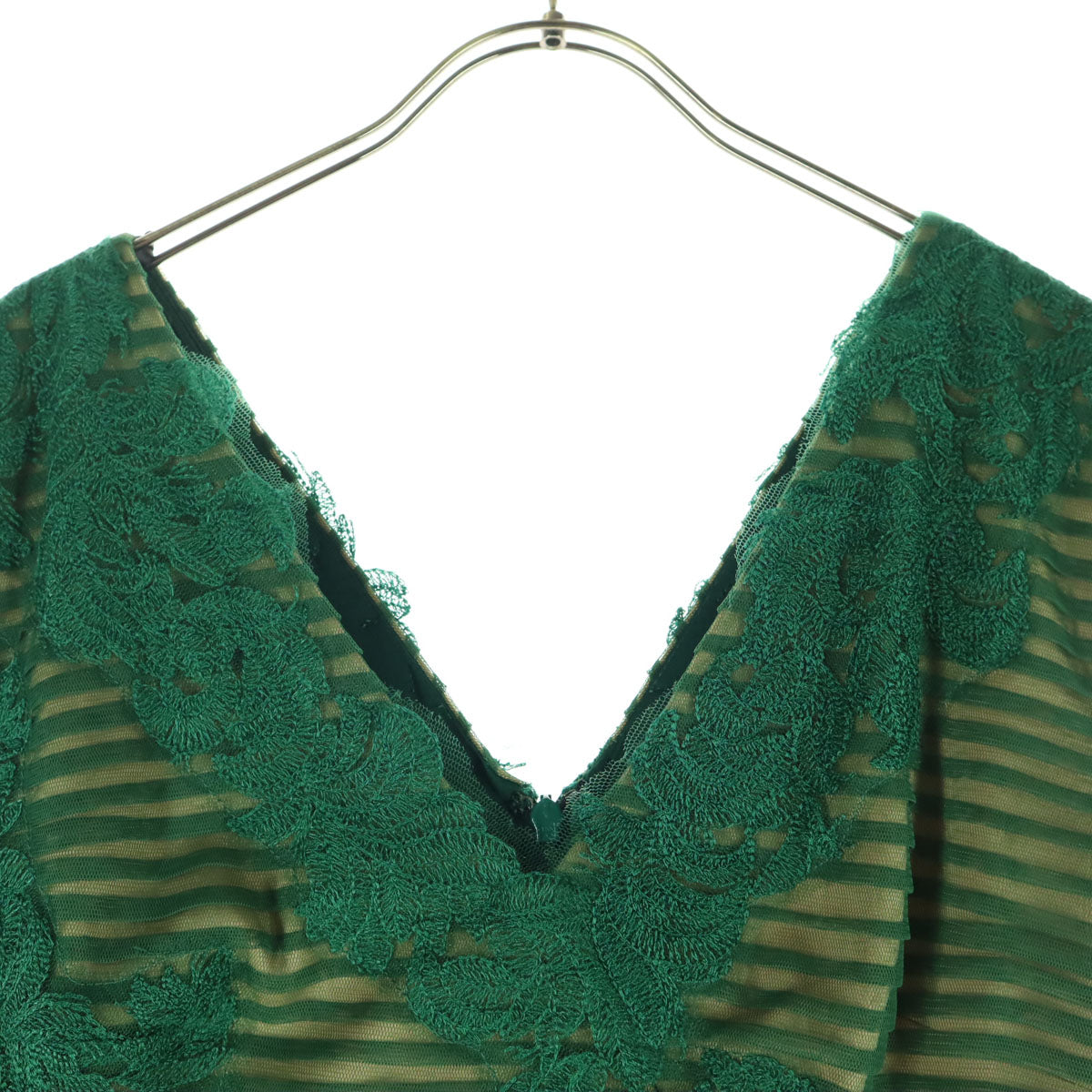 美品 TADASHI SHOJI タダシショージ 刺繍 ノースリーブ ネック ミニワンピース グリーン レディース