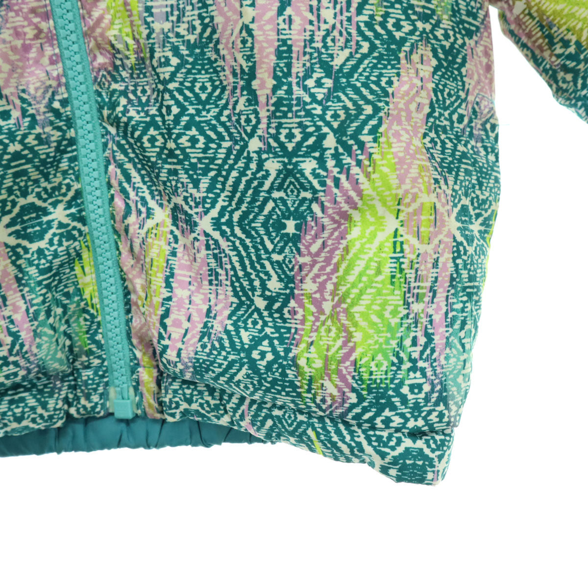 patagonia パタゴニア リバーシブル 総柄 ワンポイントロゴ 長袖 ダウンジャケット グリーン系 品番61371 キッズ