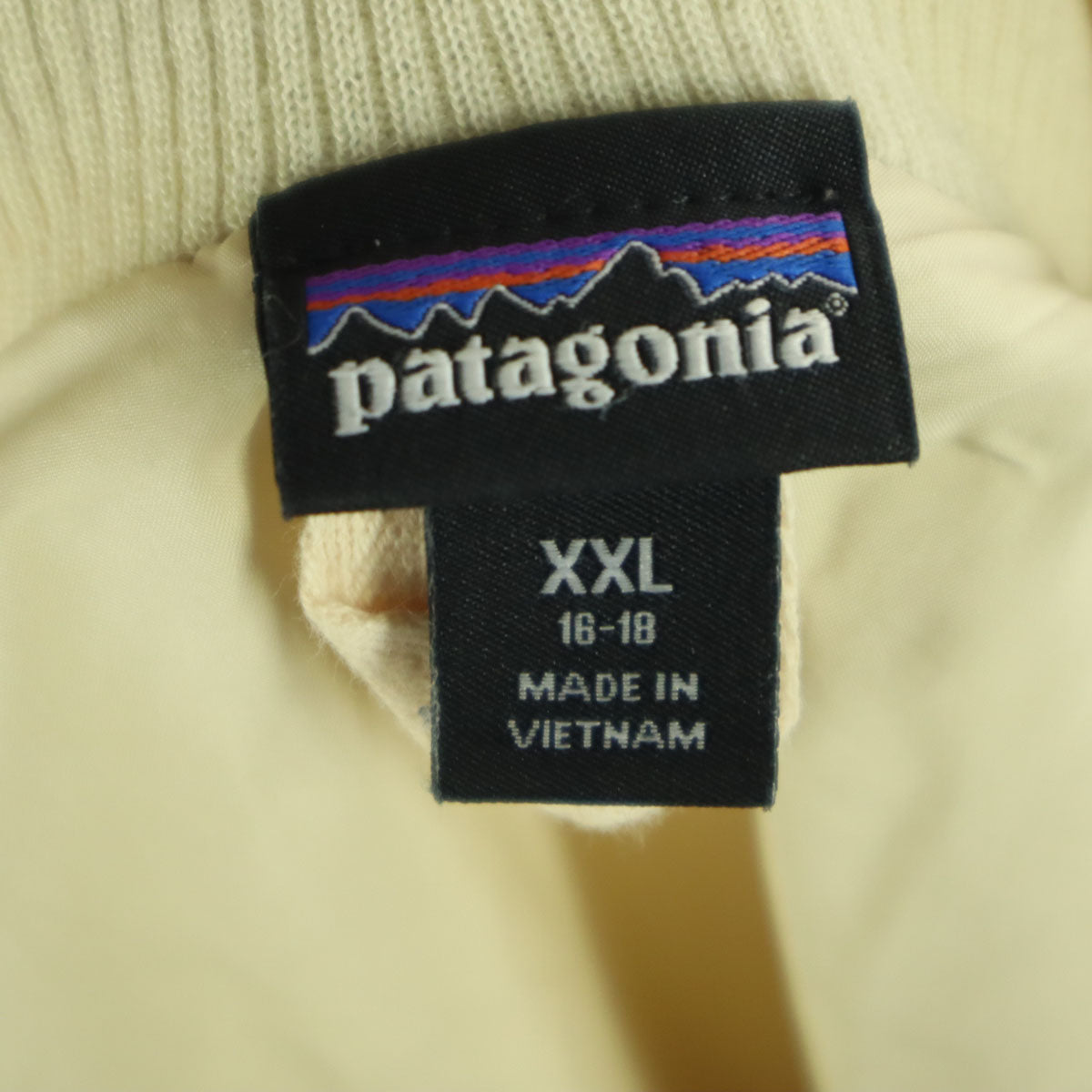 patagonia パタゴニア ワンポイントロゴ 長袖 ノーカラー ボアジャケット XXL ベージュ系 65415 レディース