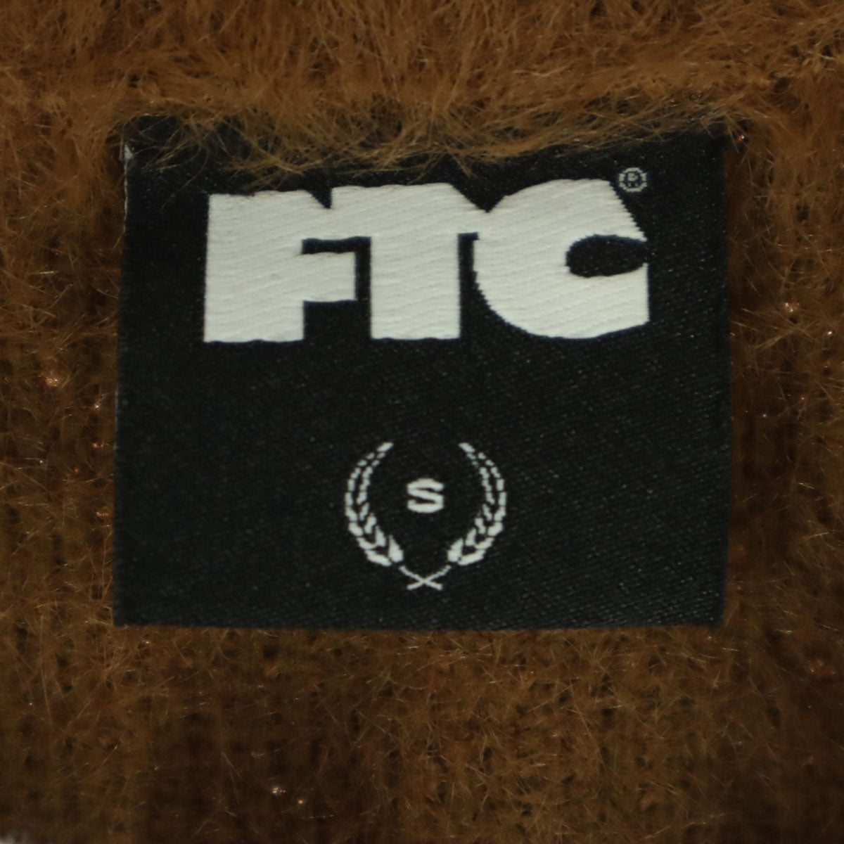 FTC エフティーシー ナイロン ワンポイント刺繍 長袖 フェイクファー トレーナー S ブラウン メンズ