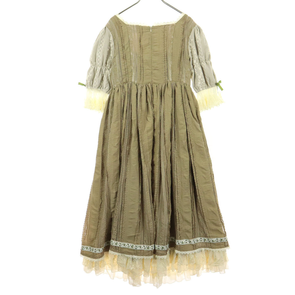 美品 miss point ミスポイント 5分袖 ロングワンピース M ベージュ系 フリル 刺繍 レディース