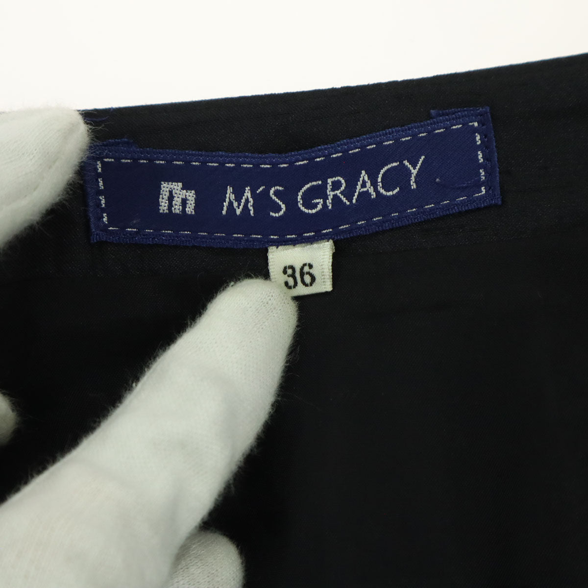 M'S GRACY エムズグレイシー 日本製 花 マルチカラー ミディ丈 ギャザースカート 36 ブラック レディース