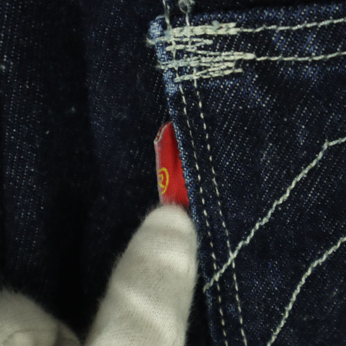 美品 Levi's RED リーバイスレッド ストレートデニムパンツ w28 インディゴ系 505 レディース