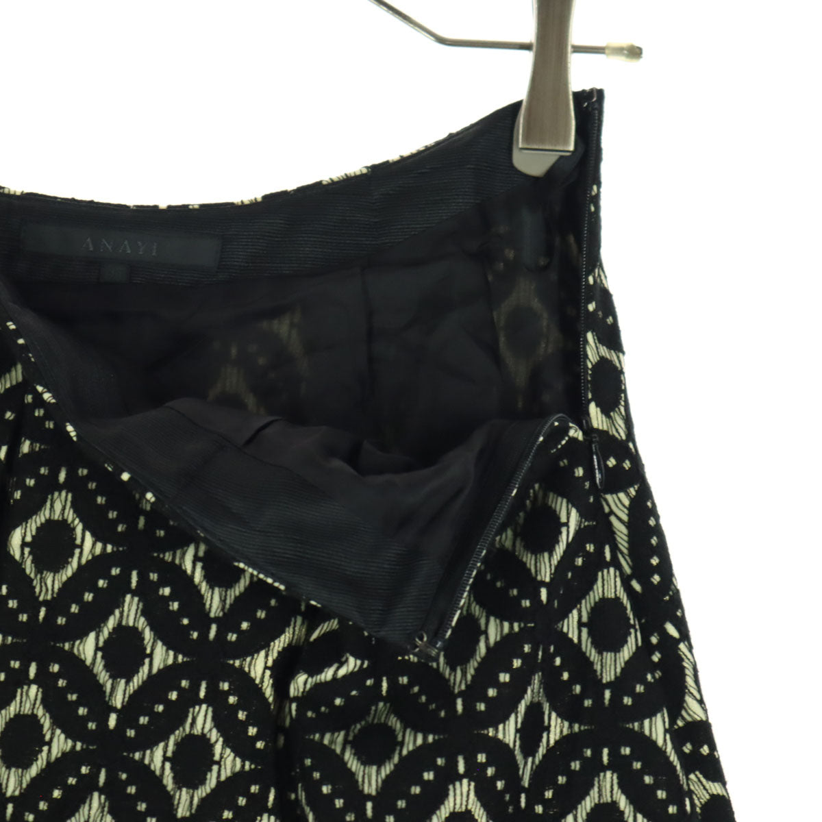 ANAYI アナイ 日本製 総柄 ミモレ丈 フレアスカート ブラック系 レディース