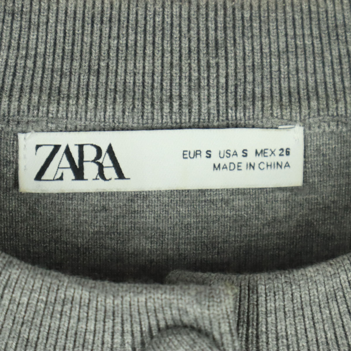 美品 ZARA ザラ 長袖 ニットジャケット S グレー 肩パッド レディース