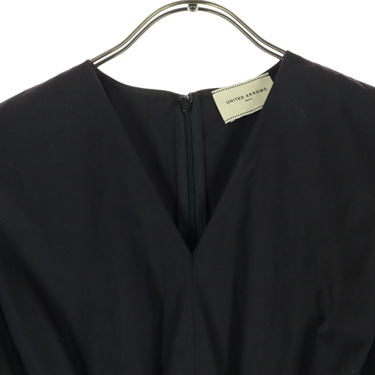 美品 UNITED ARROWS TOKYO ユナイテッドアローズトウキョウ 25ss ノースリーブ Vネック ロングワンピース 36 ブラック レディース