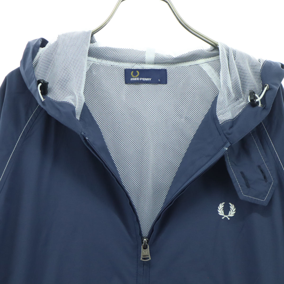 美品 FRED PERRY フレッドペリー ワンポイントロゴ 長袖 ナイロンジャケット L ネイビー フーディー メンズ