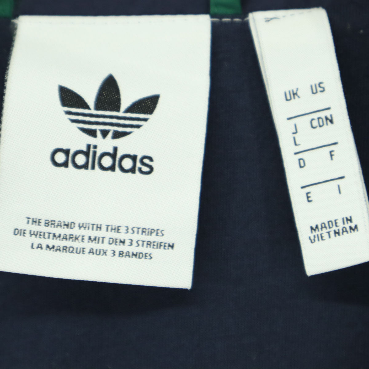 美品 adidas アディダス トレフォイルロゴ ツートンカラー 長袖 ナイロンジャケット L グリーン メンズ